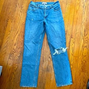 A&F Curve Love The 90s Straight Low Rise Jeans